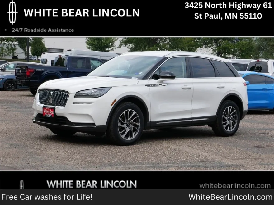 2022 Lincoln Corsair Standard photo 1