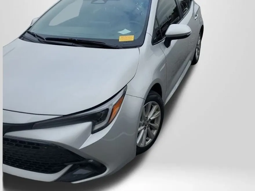 2024 Toyota Corolla SE photo 1