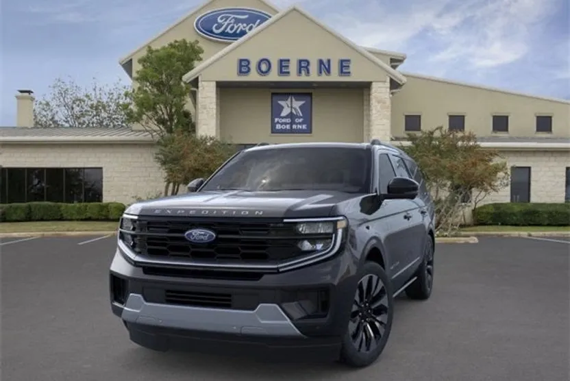 2025 Ford Expedition Platinum photo 1