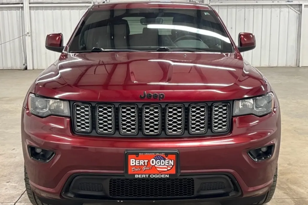 2020 Jeep Grand Cherokee Altitude photo 1