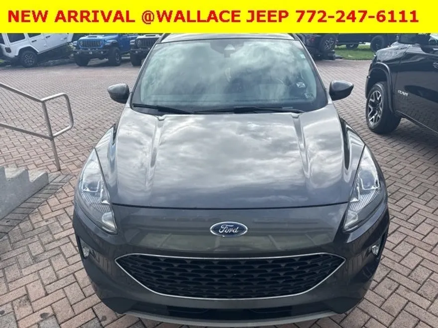 2020 Ford Escape SEL photo 1