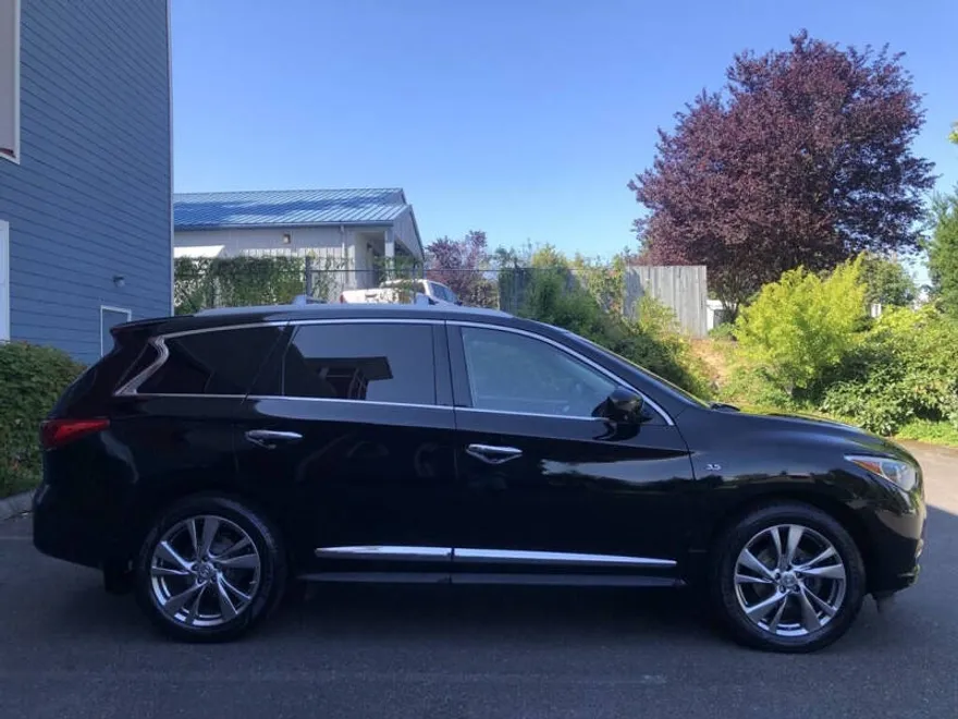 2015 Infiniti QX60 photo 1