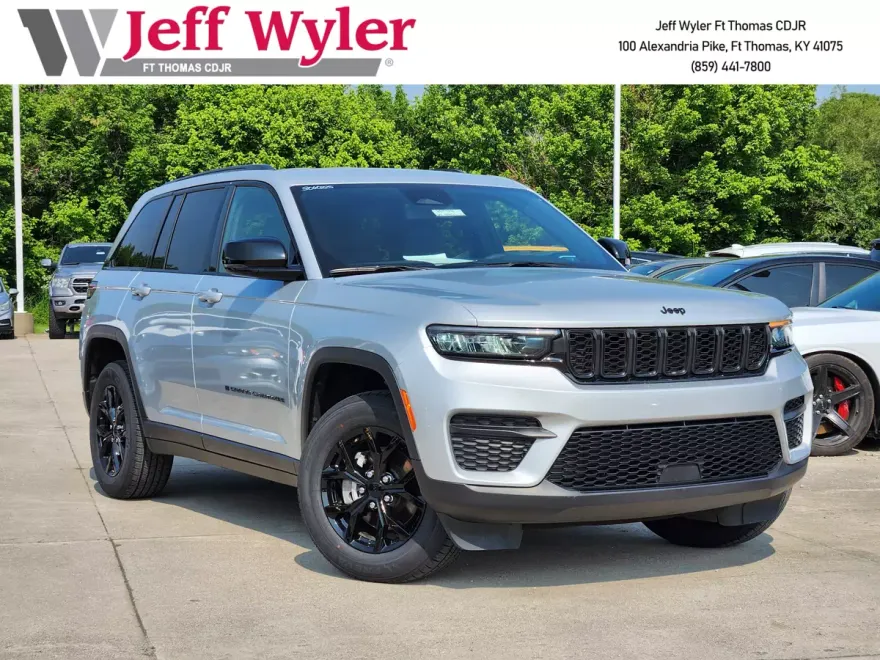 2024 Jeep Grand Cherokee Altitude photo 1