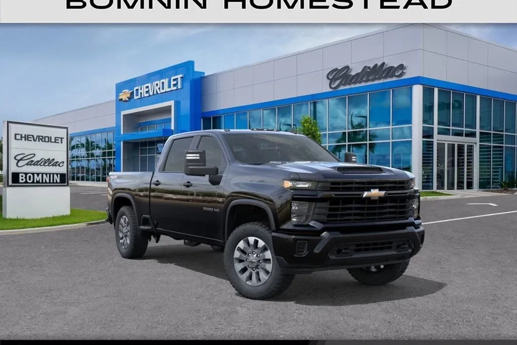 2025 Chevrolet Silverado 2500HD Custom photo 1