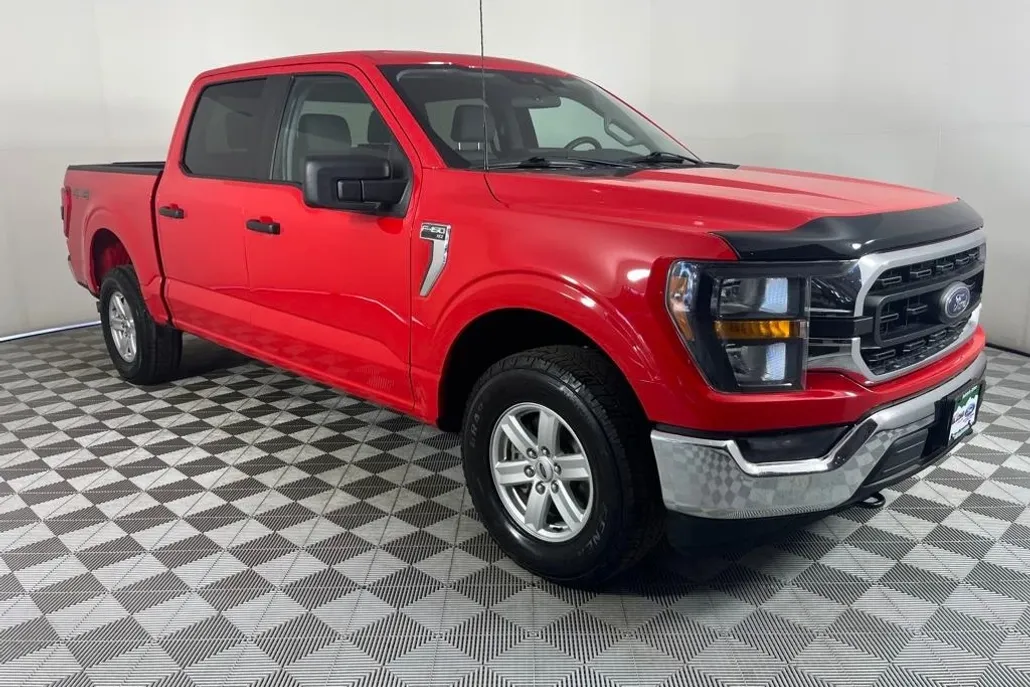 2023 Ford F-150 XLT photo 1