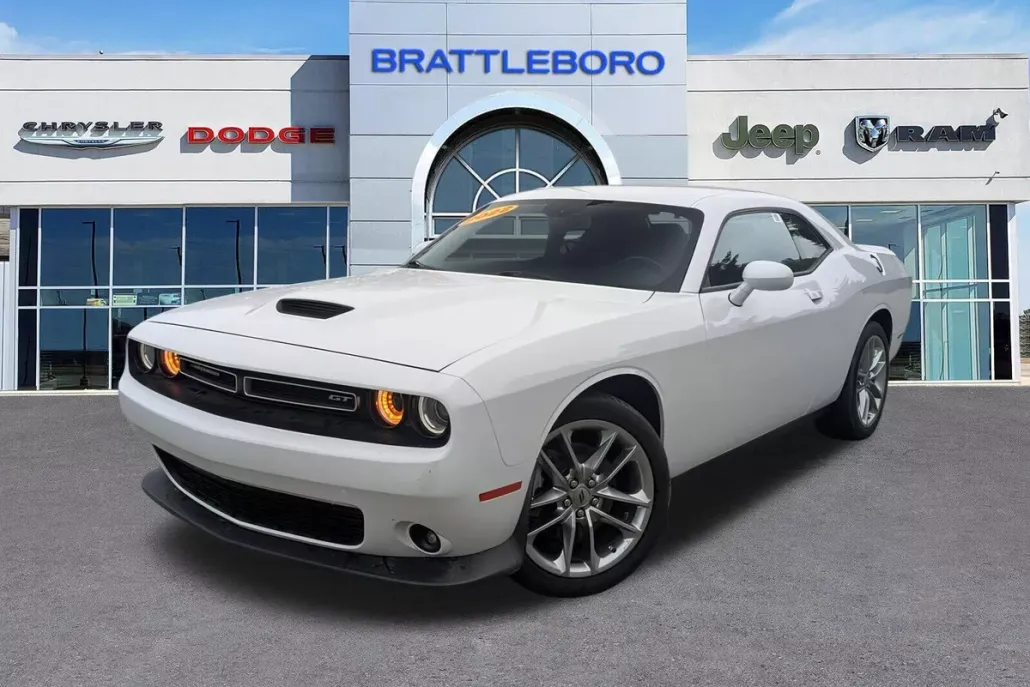 2022 Dodge Challenger GT photo 1