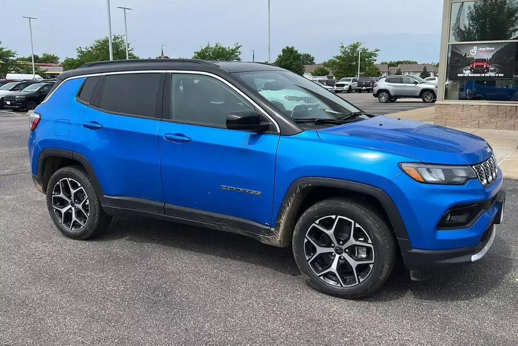 2025 Jeep Compass Limited photo 1