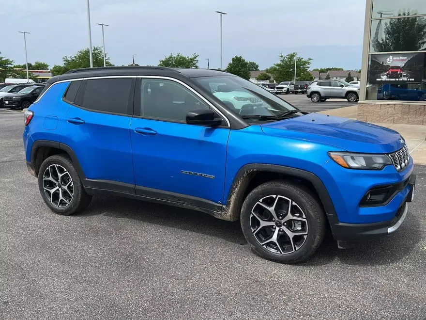 2025 Jeep Compass Limited photo 1