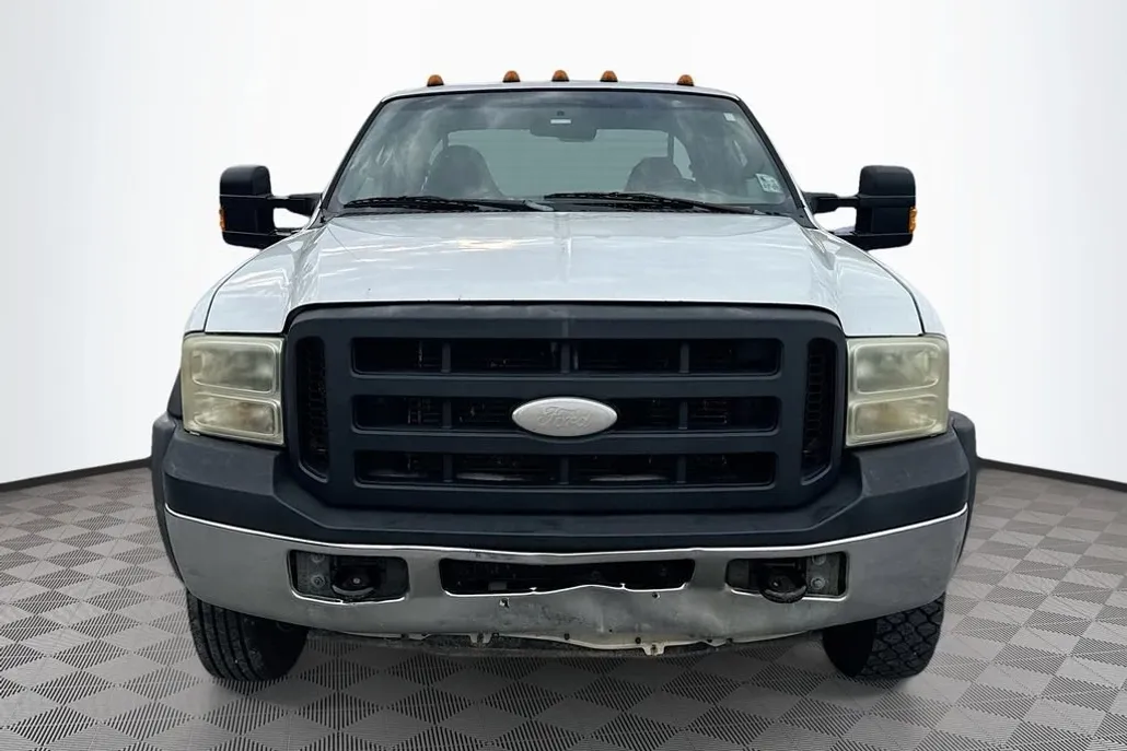 2007 Ford F-550 XL photo 1