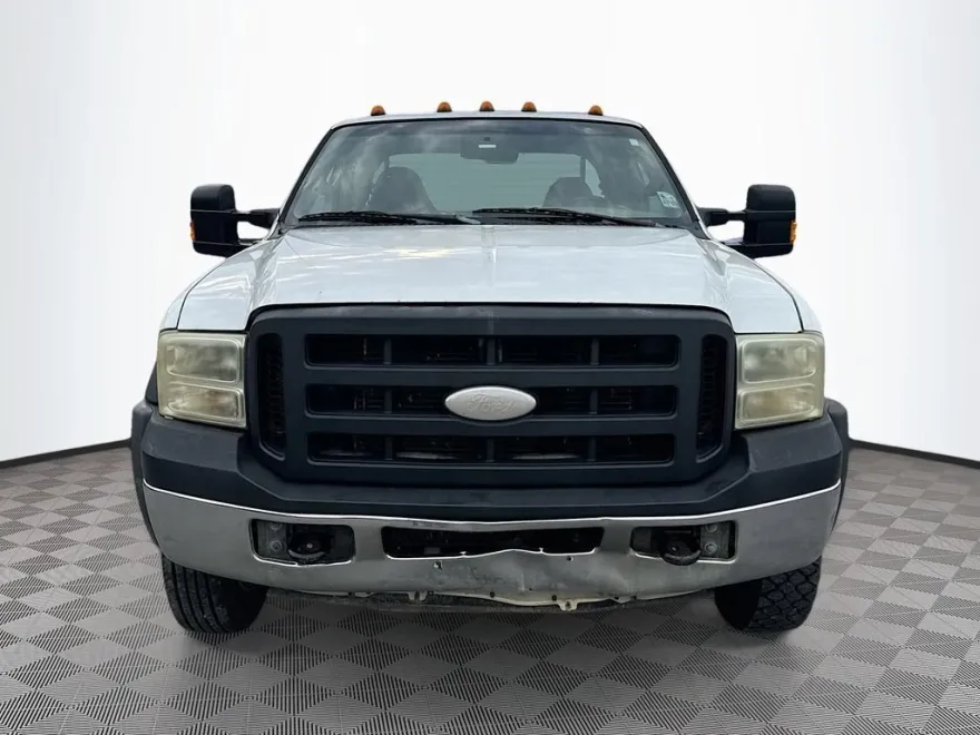 2007 Ford F-550 XL photo 1