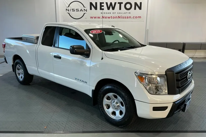 2020 Nissan Titan S King Cab photo 1