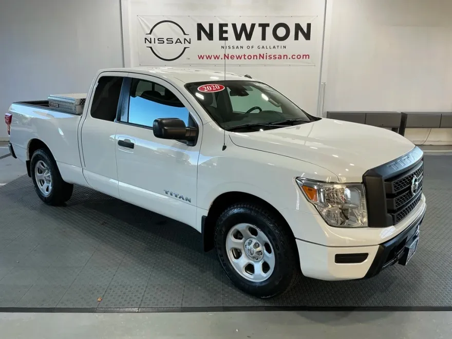 2020 Nissan Titan S King Cab photo 1