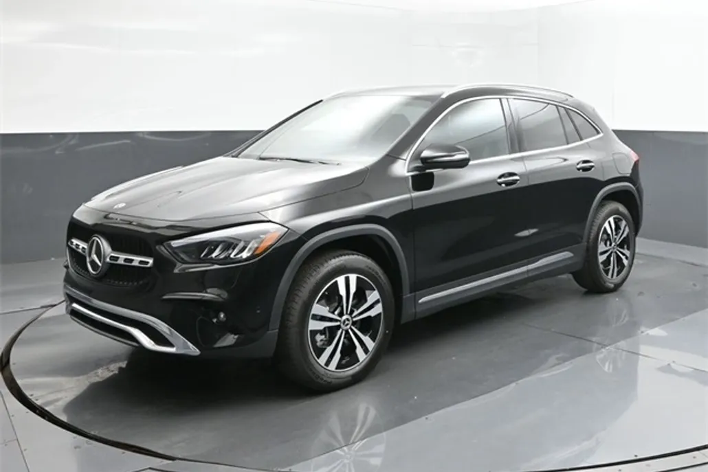2025 Mercedes Benz GLA 250 photo 1