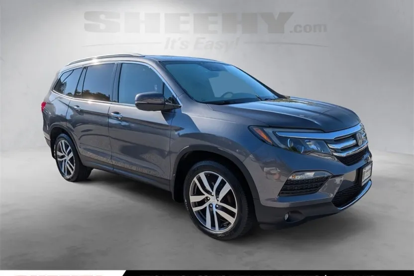 2016 Honda Pilot Elite photo 1