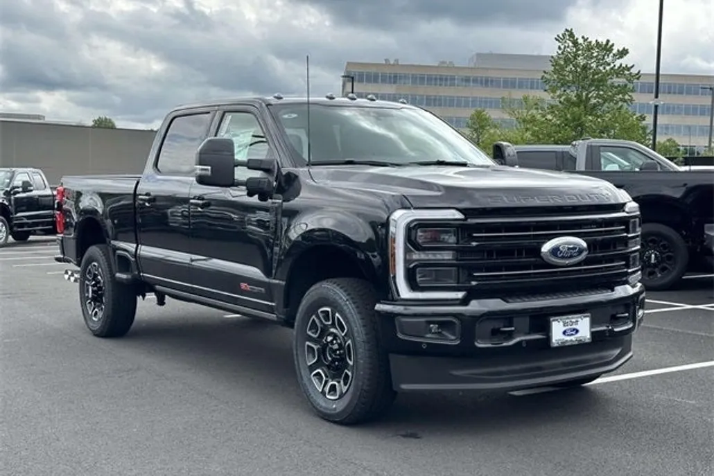 2025 Ford F-350 photo 1