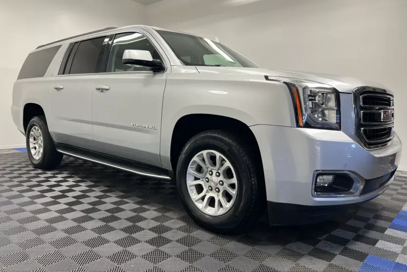 2017 Gmc Yukon XL SLT photo 1