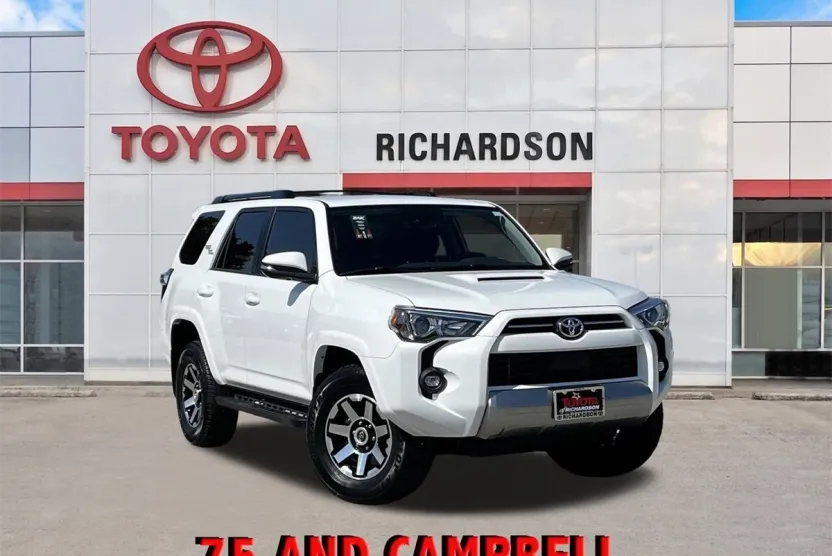2022 Toyota 4Runner TRD Off-Road Premium photo 1