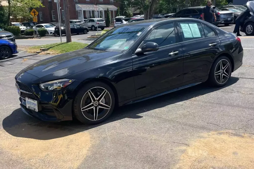 2024 Mercedes Benz C 300 photo 1