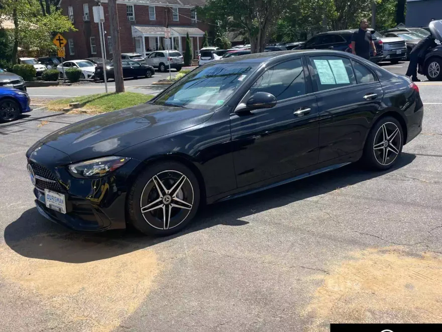 2024 Mercedes Benz C 300 photo 1