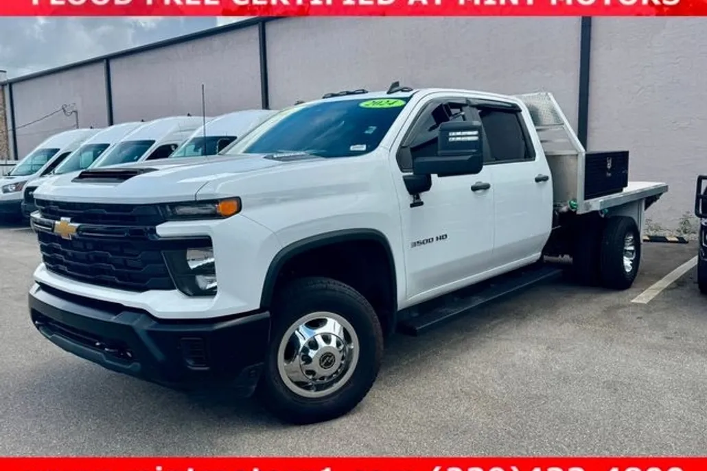 2024 Chevrolet Silverado 3500HD Work Truck photo 1