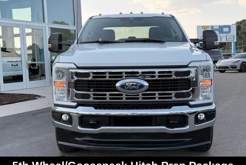 2024 Ford F-350 photo 1