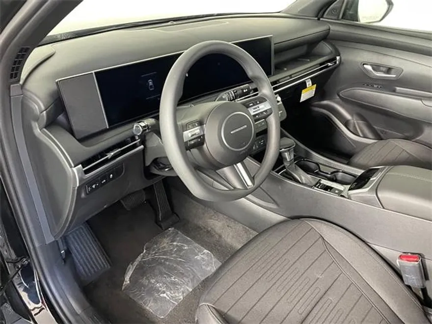 2026 Hyundai Santa Cruz SE photo 1