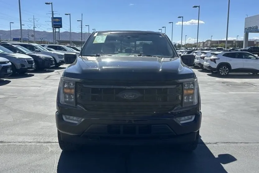 2023 Ford F-150 XLT photo 1