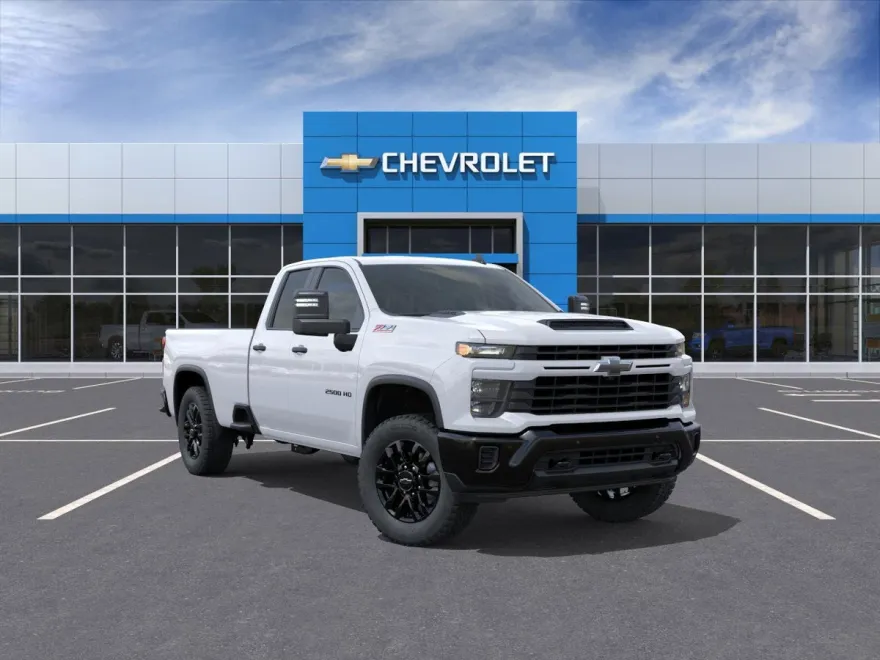 2026 Chevrolet Silverado 2500HD Custom photo 1