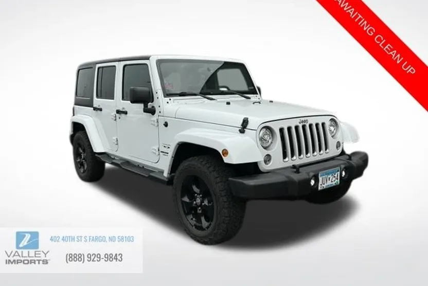 2017 Jeep Wrangler Unlimited Sahara photo 1