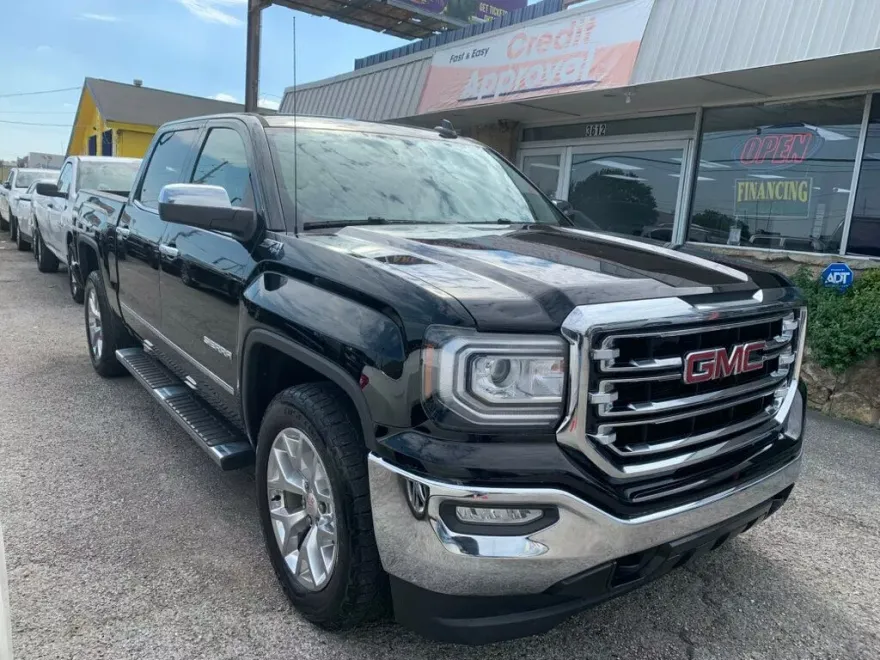 2018 Gmc Sierra 1500 SLT photo 1