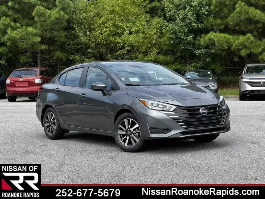 2025 Nissan Versa 1.6 SV photo 1