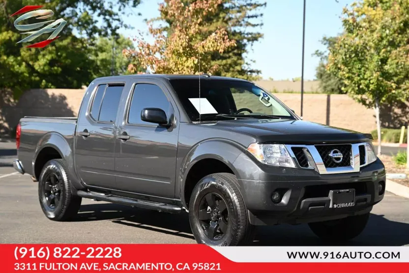2013 Nissan Frontier SV photo 1