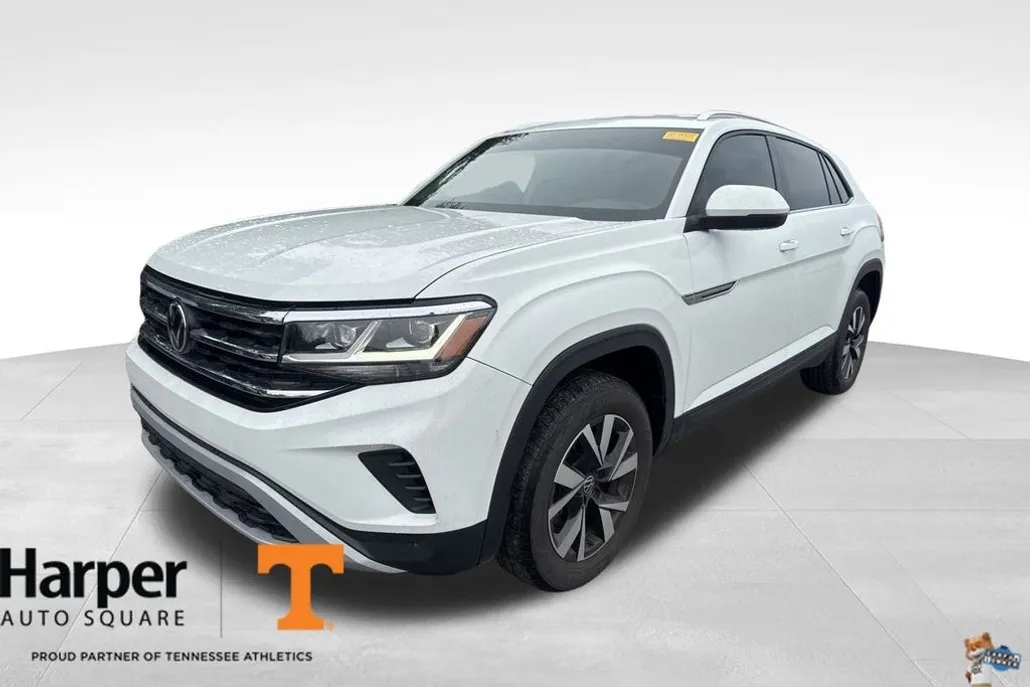 2023 Volkswagen Atlas Cross Sport SE photo 1