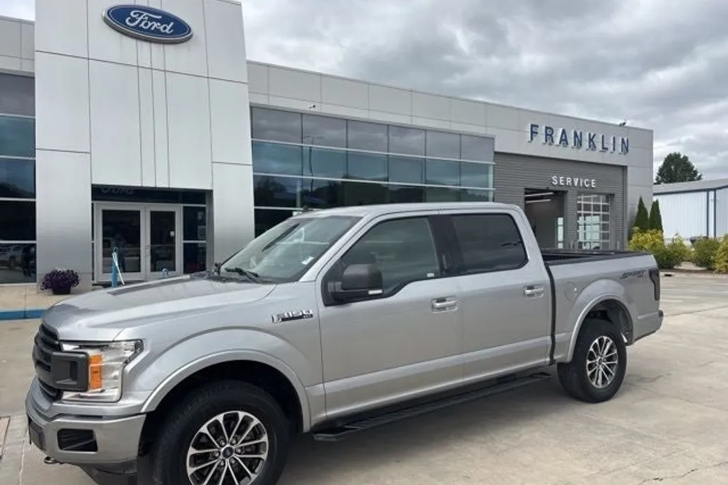 2020 Ford F-150 XLT photo 1