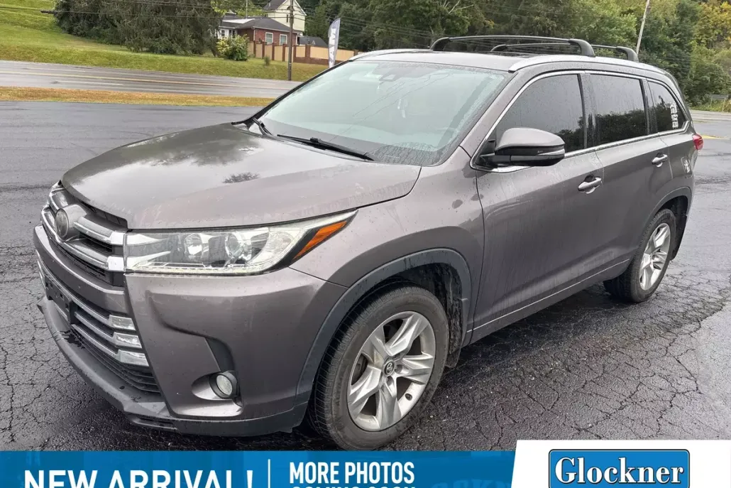 2018 Toyota Highlander Limited photo 1