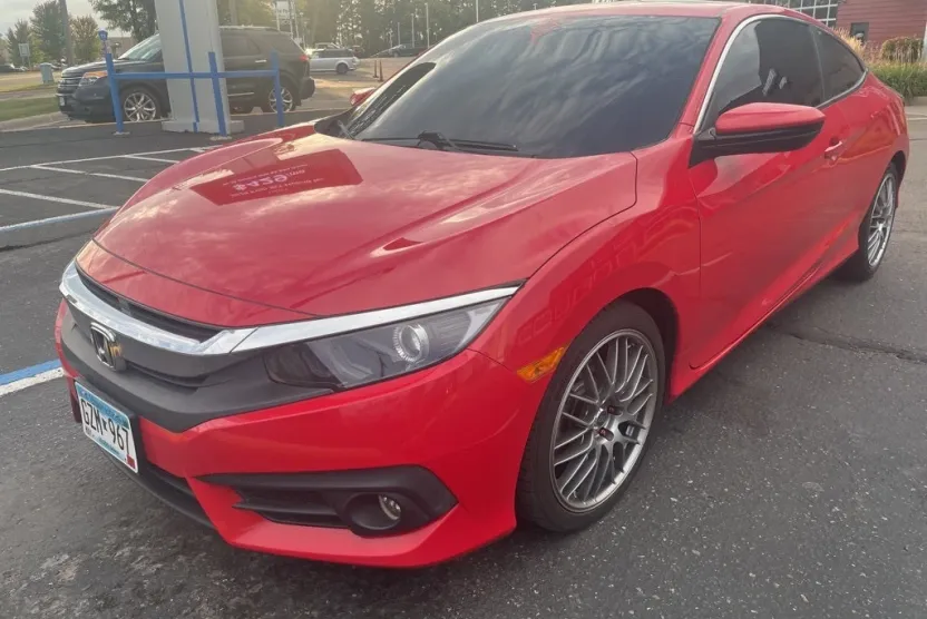 2017 Honda Civic EX-T photo 1