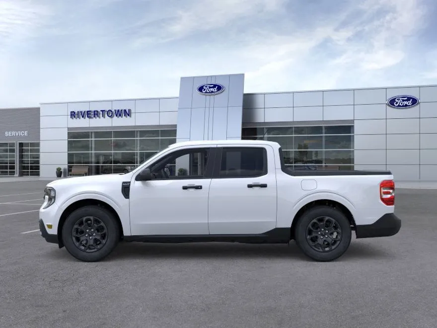 2025 Ford Maverick XLT photo 1