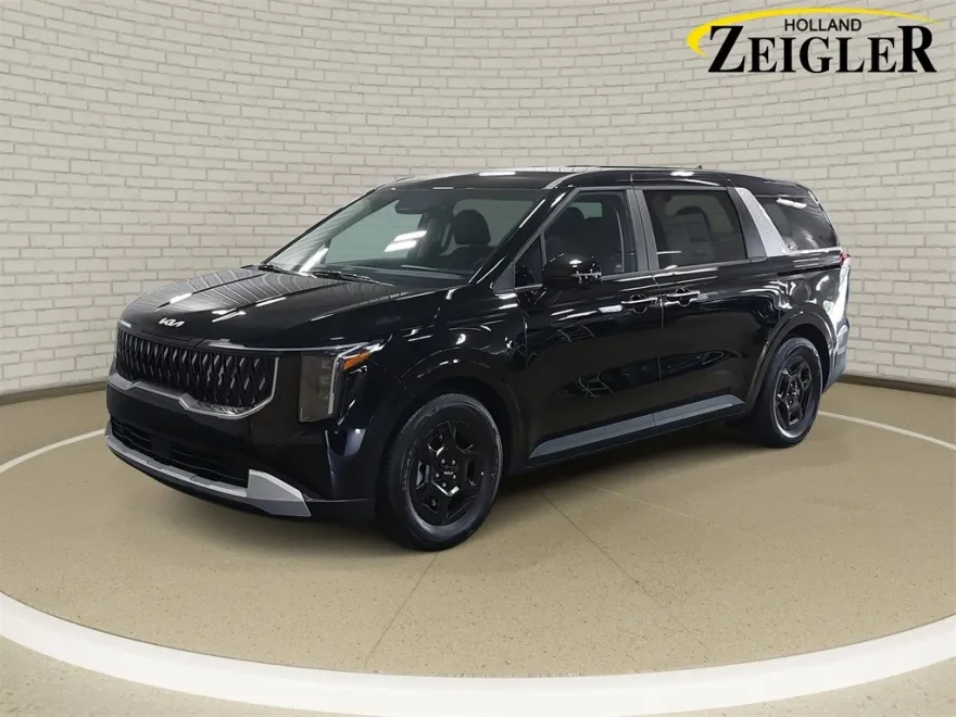2026 Kia Carnival LXS photo 1