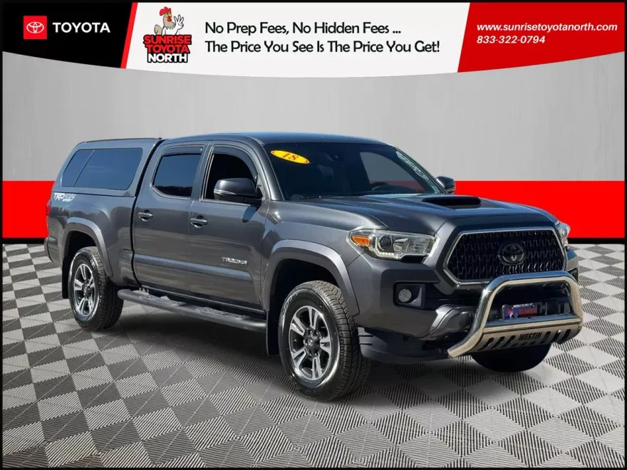2018 Toyota Tacoma LE photo 1