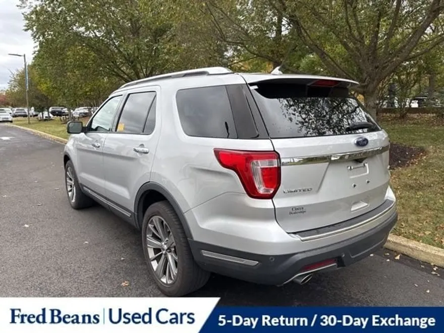 2018 Ford Explorer Limited photo 1