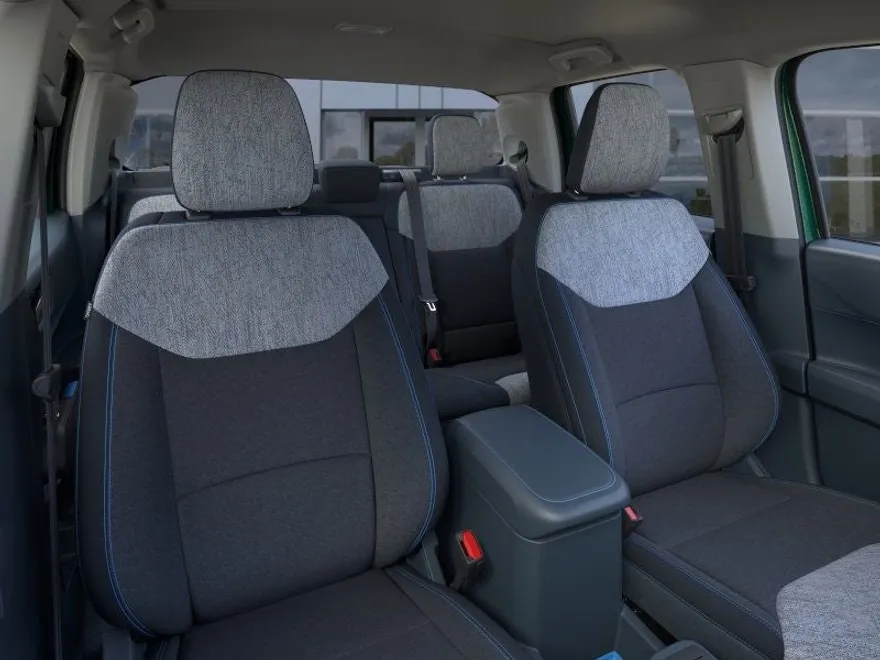 2025 Ford Maverick XLT photo 1