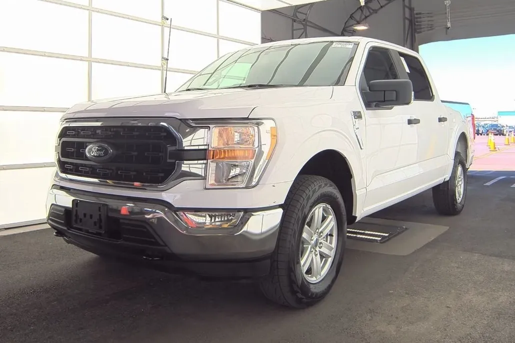 2022 Ford F-150 XLT photo 1