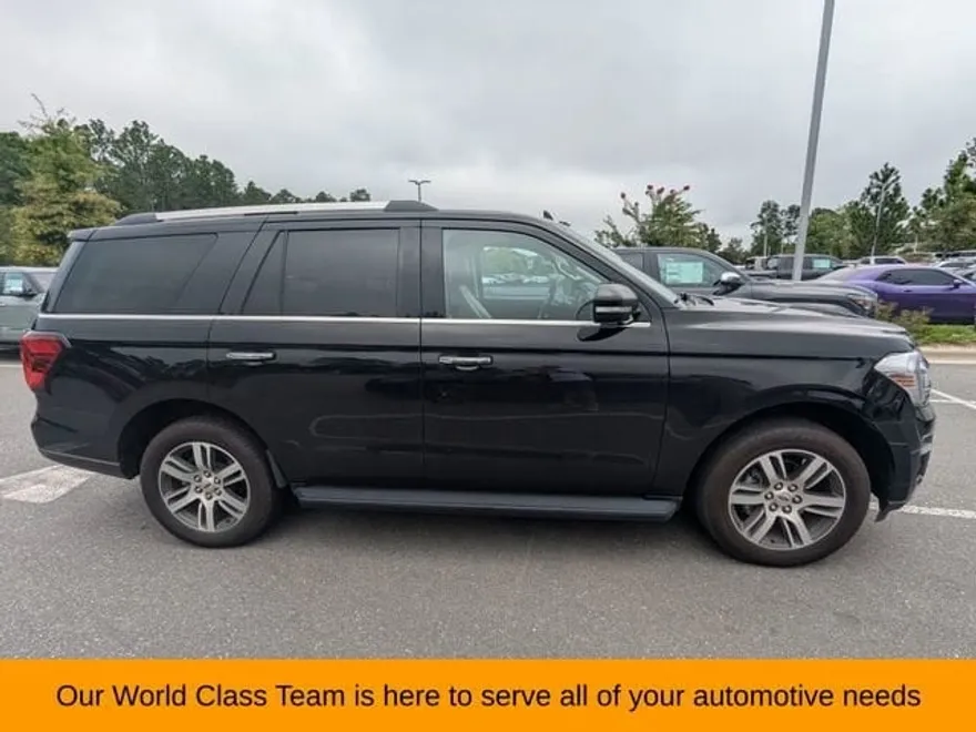 2024 Ford Expedition Limited photo 1