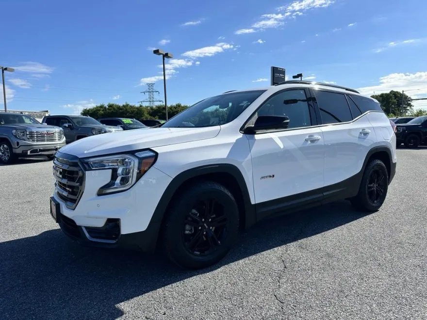 2022 Gmc Terrain AT4 photo 1