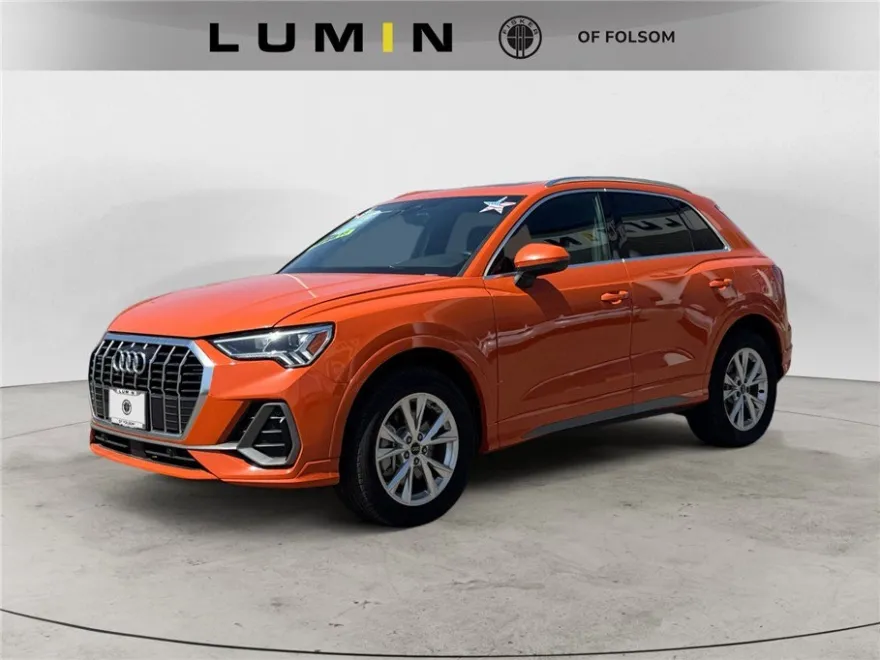 2023 Audi Q3 S line Premium photo 1