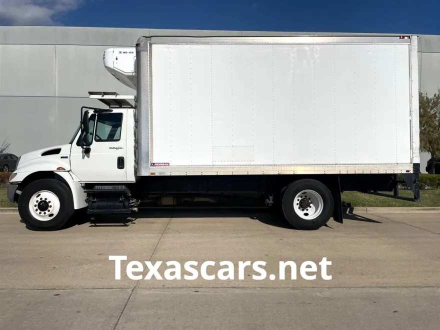 2012 International 4300 DuraStar 4300 photo 1