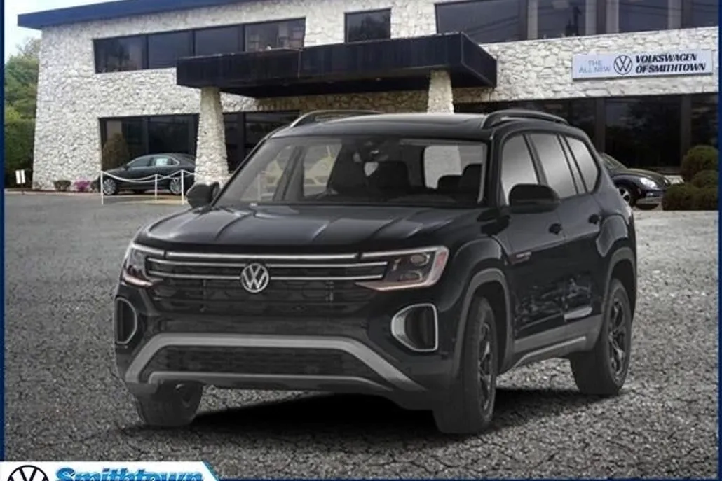 2025 Volkswagen Atlas Peak Edition SE photo 1