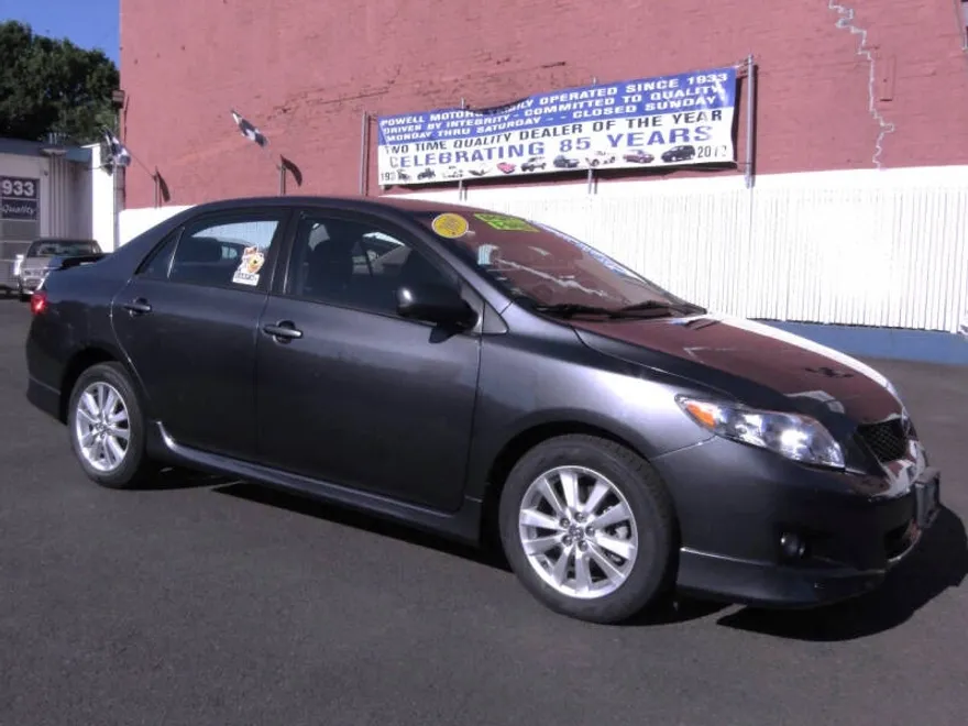 2009 Toyota Corolla S photo 1