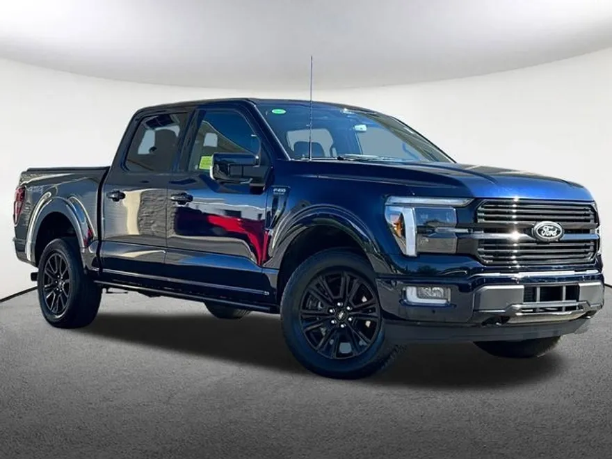 2024 Ford F-150 Platinum photo 1