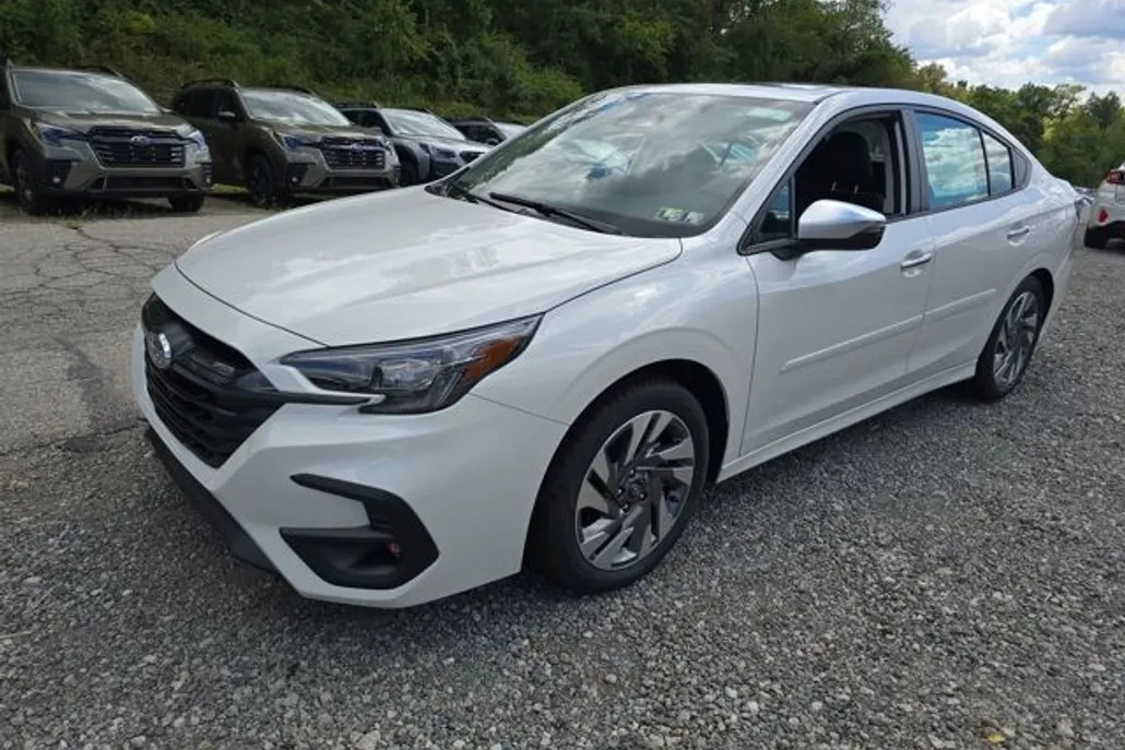 2025 Subaru Legacy Touring XT photo 1